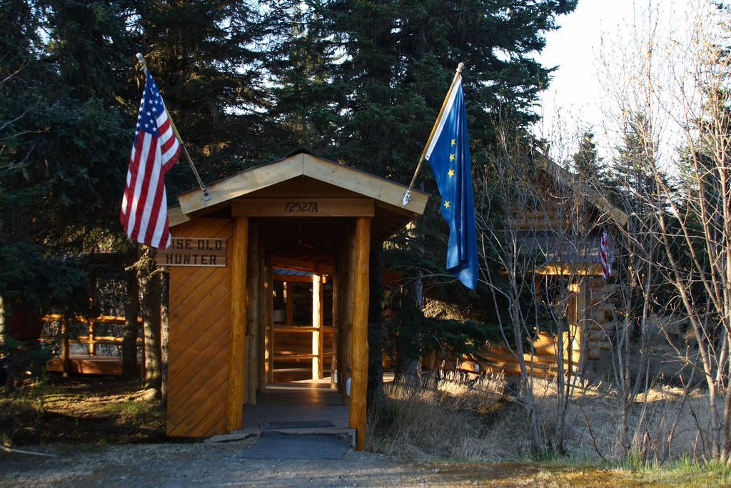 Wise Old Hunter Lodge Anchor Point Exterior photo